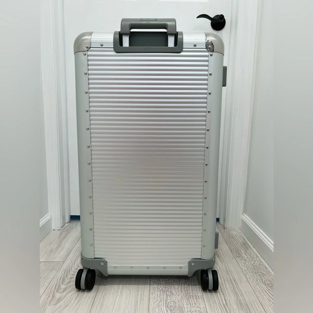 FPM Milano Bank Trunk On Wheels Suitcase 96LT